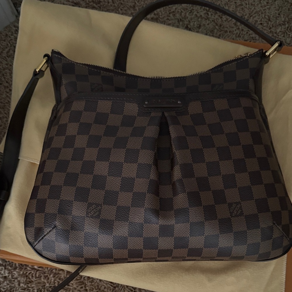 Louis Vuitton Bloomsbury PM. BRAND NEW. Box and dust bag included